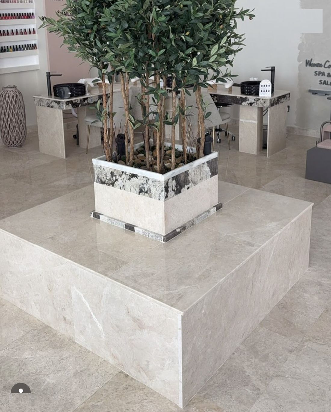 مركز زاوية المرأة للتزيين النسائي